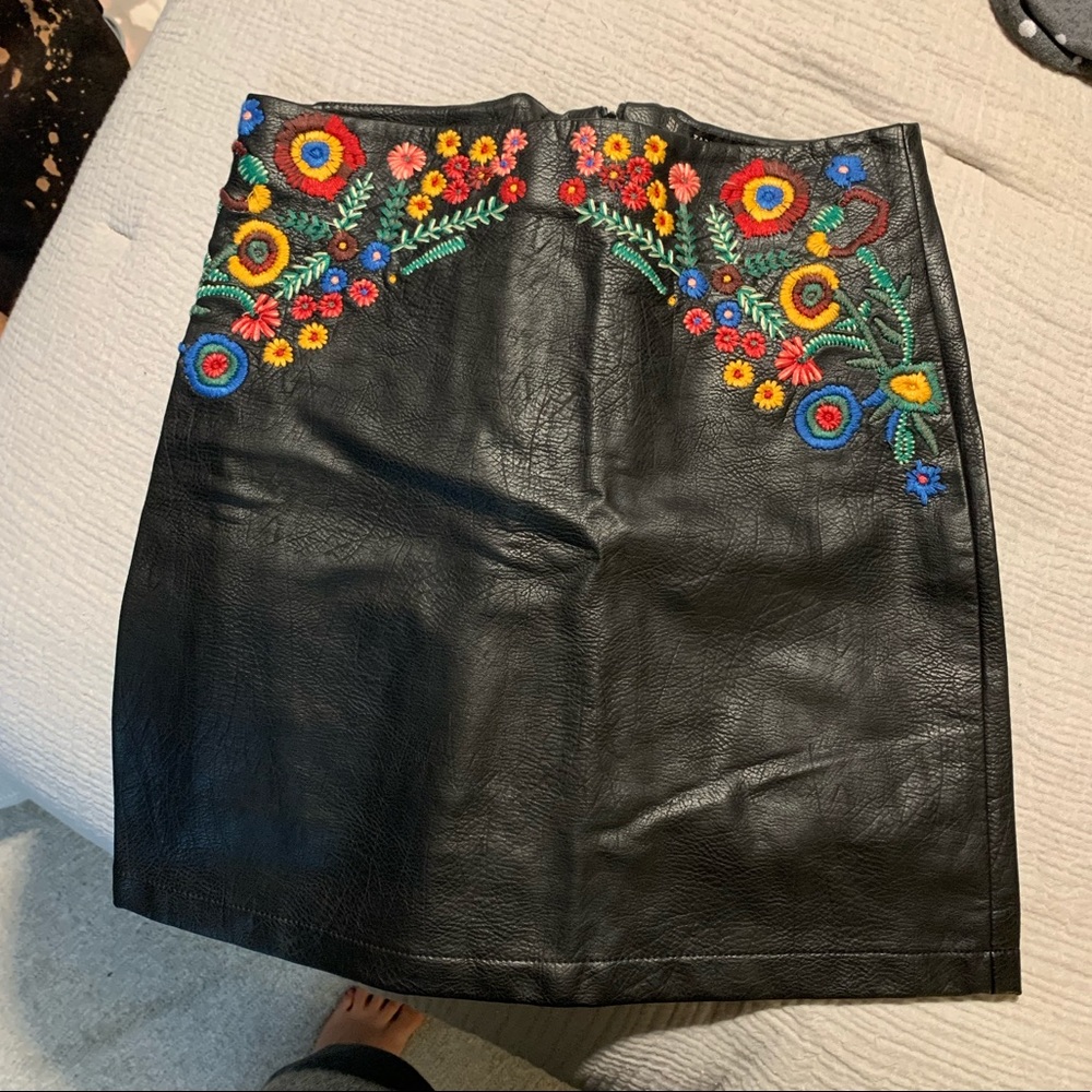 Zara Black Pleather Embroidered Mini skirt - small